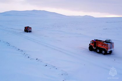 picture: МЧС сообщило о попавшей в условия полярной ночи, мороза и сильнейшего ветра автоколонне