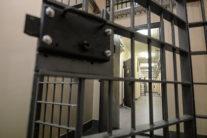 picture: Двое россиян получили по 13 лет колонии за надписи на зданиях