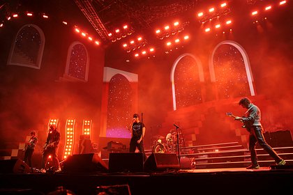 picture: Американская группа осудила действия США на сцене Coachella