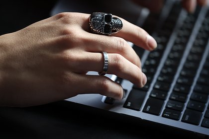 picture: В России начали экономить на защите от хакеров