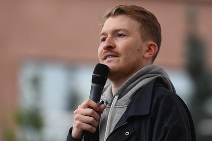 picture: Уехавший из России комик-иноагент пошутил о Собчак